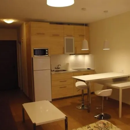 Studio With Garden + Wi-fi *