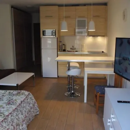 Apartman Studio With Garden + Wi-fi *